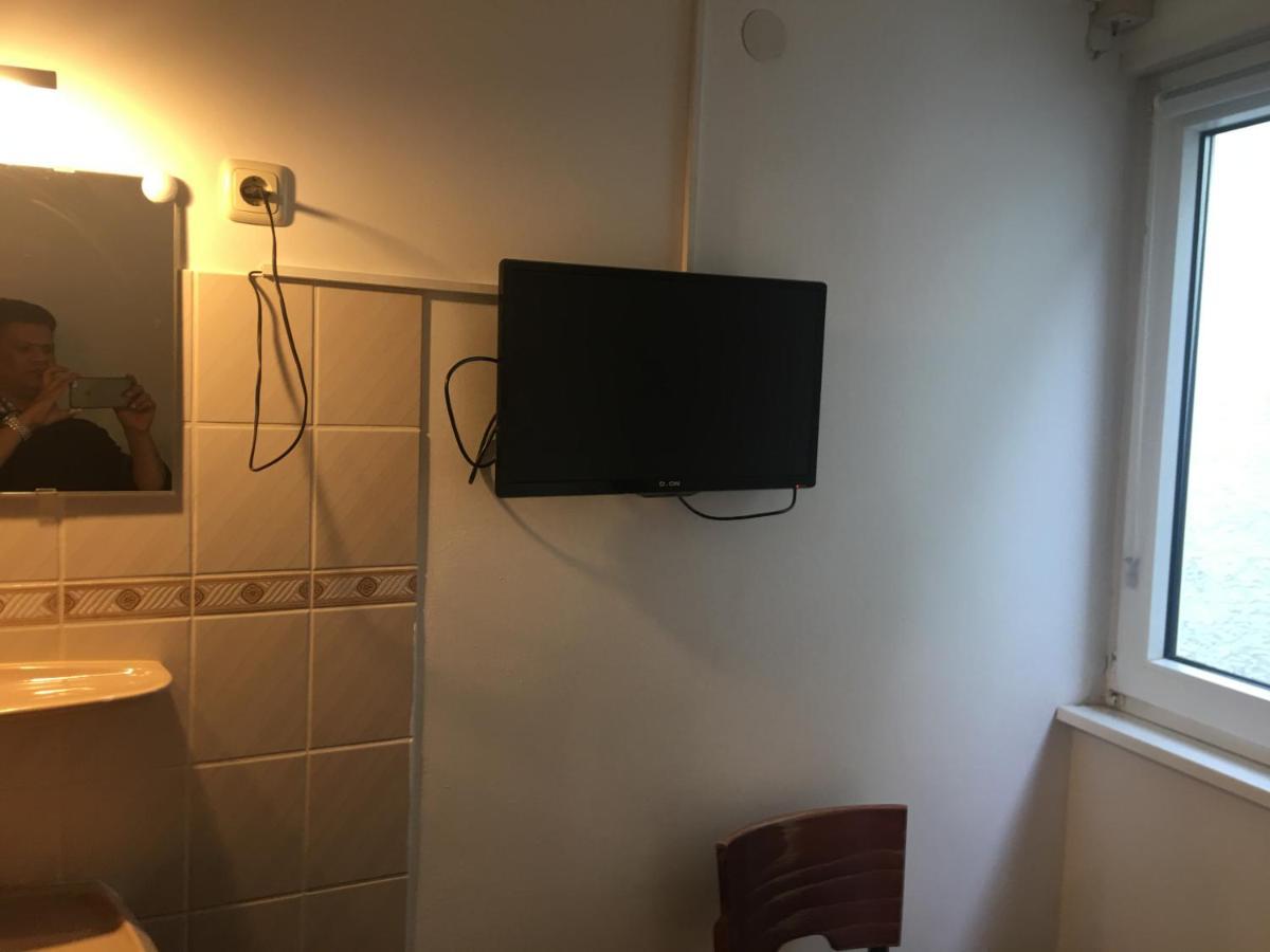 Hotel Zum Taunus Eppstein Zewnętrze zdjęcie